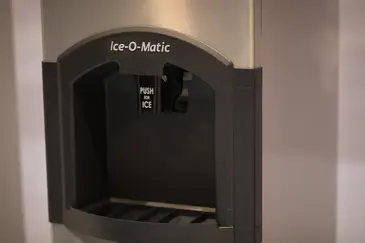 Ice-O-Matic CD40022 Cube Ice Dispenser