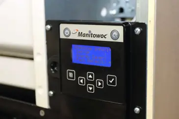 Manitowoc IDT0420W    22"  Full-Dice Ice Maker, Cube-Style - 400-500 lbs/24 Hr Ice Production,  Water-Cooled, (-161) 115v/60/1-ph, 10.6 amps