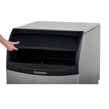 Scotsman UC2024SW-1 24.00" Half-Dice Ice Maker With Bin, Cube-Style - 200-300 lbs/24 Hr Ice Production, Water-Cooled, 115 Volts